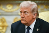 Trump anuncia nuevas negociaciones con Ir&aacute;n tras descartar ataque