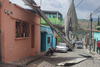 Fuertes vientos arrasan con el techo de una vivienda