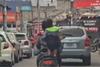 La imprudencia de una conductora que ha causado indignaci&oacute;n