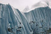 Momento en que glaciar colapsa antes de la inundaci&oacute;n en Nepal