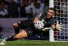 Chelsea le gana al Brighton en el debut del "Dibu" Mart&iacute;nez