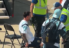 La reacci&oacute;n de Messi ante controles de seguridad en aeropuerto