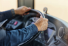 Conductor de autob&uacute;s pide auxilio por s&iacute;ntomas de infarto