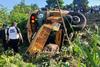 Bus lleno de pasajeros sufre accidente en Suchitep&eacute;quez