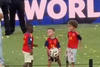 Hermano de Lamine Yamal captado jugando con hijos de Cucurella
