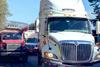 Manifestaci&oacute;n: caravana de transportistas en ruta al Pac&iacute;fico