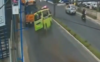 Imprudencia de motorista provoca choque de ambulancia en Mixco