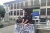 Estudiantes de la USAC se encadenan frente a la CC