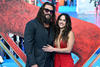 Jason Momoa y Adria Arjona celebran el estreno de "Supergirl"