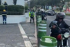 Retiran a motoristas estacionados en lugar prohibido de zona 10 