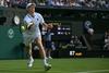 Sinner sufre para superar la primera ronda de Wimbledon