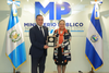 Consuelo Porras informa que recibi&oacute; un reconocimiento