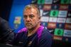 El Barcelona asegura la continuidad de Hansi Flick hasta 2028