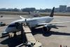 Boeing procedente de Canad&aacute; aterriza en el Aeropuerto La Aurora