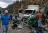 Cami&oacute;n, cisterna y motocicleta impactan en la Interamericana