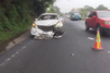 Alertan de una triple colisi&oacute;n en carretera a El Salvador