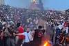 Disturbios durante festejos del PSG terminan en tragedia (video)