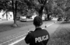 Joven entra a colegio polaco y ataca a maestros y alumnos 