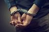 &iexcl;En persecuci&oacute;n! Capturan a un hombre y un adolescente 