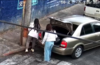 Captan a dos mujeres dejando bolsas de basura en zona 1 (video)
