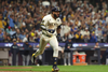 Brewers toman ventaja sobre Rays en Serie Mundial