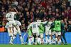 LaLiga denuncia insultos y violencia en el cl&aacute;sico Barsa-Real
