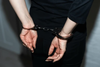 La joven que est&aacute; vinculada a siete casos de extorsi&oacute;n 
