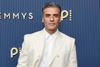 As&iacute; luce Oscar Isaac en la alfombra de los premios Emmy