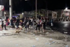 Peleas de agua entre participantes de antorchas quedan grabadas