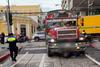 Bus arrastra a conductor en la zona 1 y piloto se da a la fuga