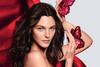 Perfumer&iacute;as Fetiche presenta La Bomba Intensa de Carolina Herrera