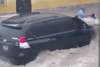El piloto que viajaba a excesiva velocidad en una calle inundada